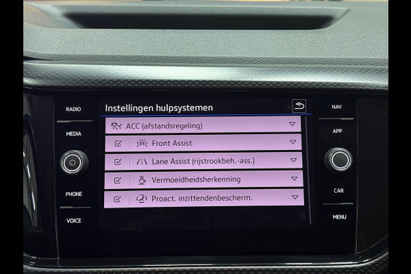 Volkswagen T-Cross 1.0 TSI Life Aut. | Virtual Cockpit | ACC | Trekhaak | Camera