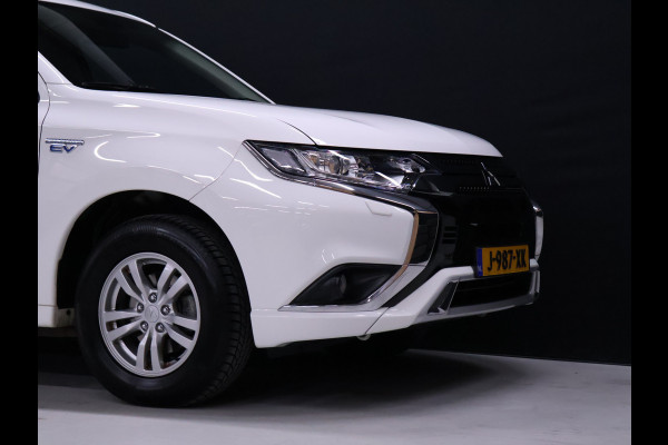 Mitsubishi Outlander 2.4 PHEV Pure [STOELVERWARMING,ACHTERUITRIJCAMERA, CRUISE CONTROL, PARKEERSENSOREN V+A, MULTIFUNCTIONEEL STUUR]
