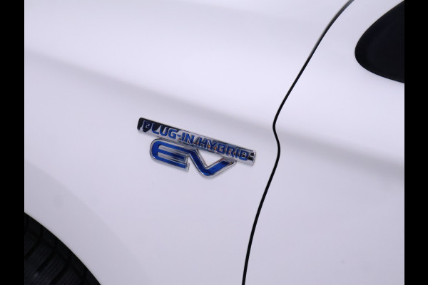 Mitsubishi Outlander 2.4 PHEV Pure [STOELVERWARMING,ACHTERUITRIJCAMERA, CRUISE CONTROL, PARKEERSENSOREN V+A, MULTIFUNCTIONEEL STUUR]