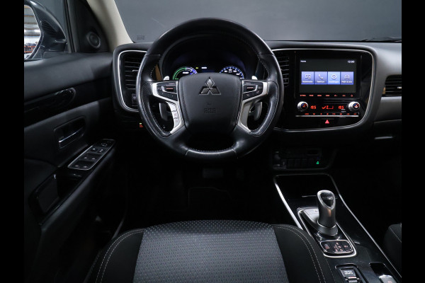 Mitsubishi Outlander 2.4 PHEV Pure [STOELVERWARMING,ACHTERUITRIJCAMERA, CRUISE CONTROL, PARKEERSENSOREN V+A, MULTIFUNCTIONEEL STUUR]