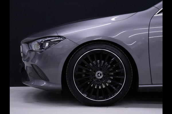 Mercedes-Benz CLA-Klasse Shooting Brake 180 Business Solution Luxury [SCHUIFKANTELDAK, STOELVERWARMING, ACHTERUITRIJCAMERA, PARKEERSENSOREN V+A, CRUISE CONTROL, ELEKTRISCH VERSTELBARE STOELEN]