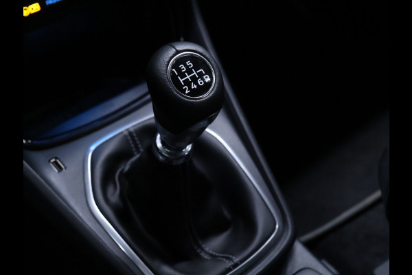 Ford Puma 1.0 EcoBoost Hybrid Titanium X [STOELVERWARMING, CRUISE CONTROL SENSOREN V+A, ACHTERUITRIJCAMERA