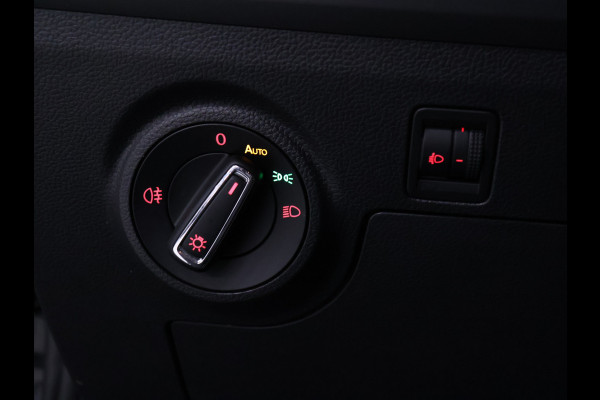 Seat Ibiza 1.0 TSI Style Business Intense [CRUISE CONTROL, APPLE CARPLAY, CAMERA, SENSOREN V+A CLIMATE CONTROLE , MULTIFUNCTIONEEL STUURWIEL, NAVIGATIE, NIEUWSTAAT]