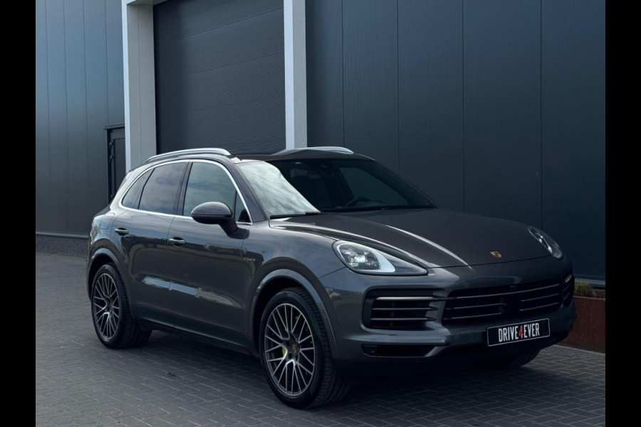 Porsche Cayenne 3.0 E-Hybrid M22 SPORTCHRONO 360 CAMERA LEDER LED