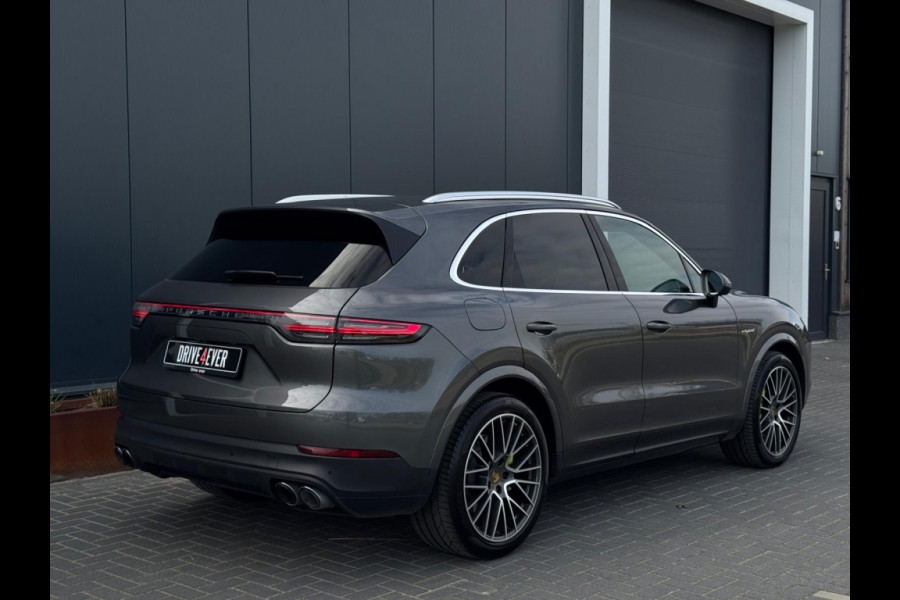 Porsche Cayenne 3.0 E-Hybrid M22 SPORTCHRONO 360 CAMERA LEDER LED