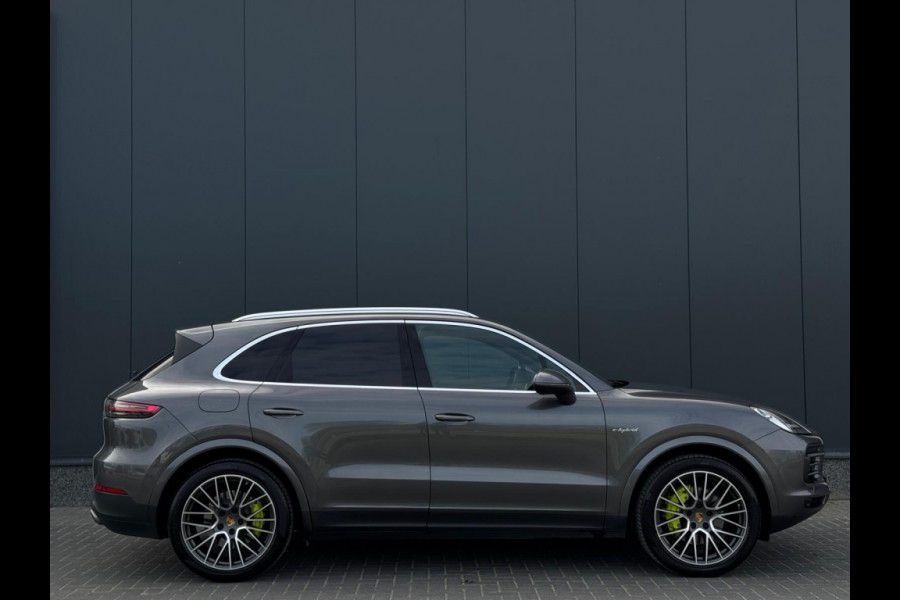 Porsche Cayenne 3.0 E-Hybrid M22 SPORTCHRONO 360 CAMERA LEDER LED