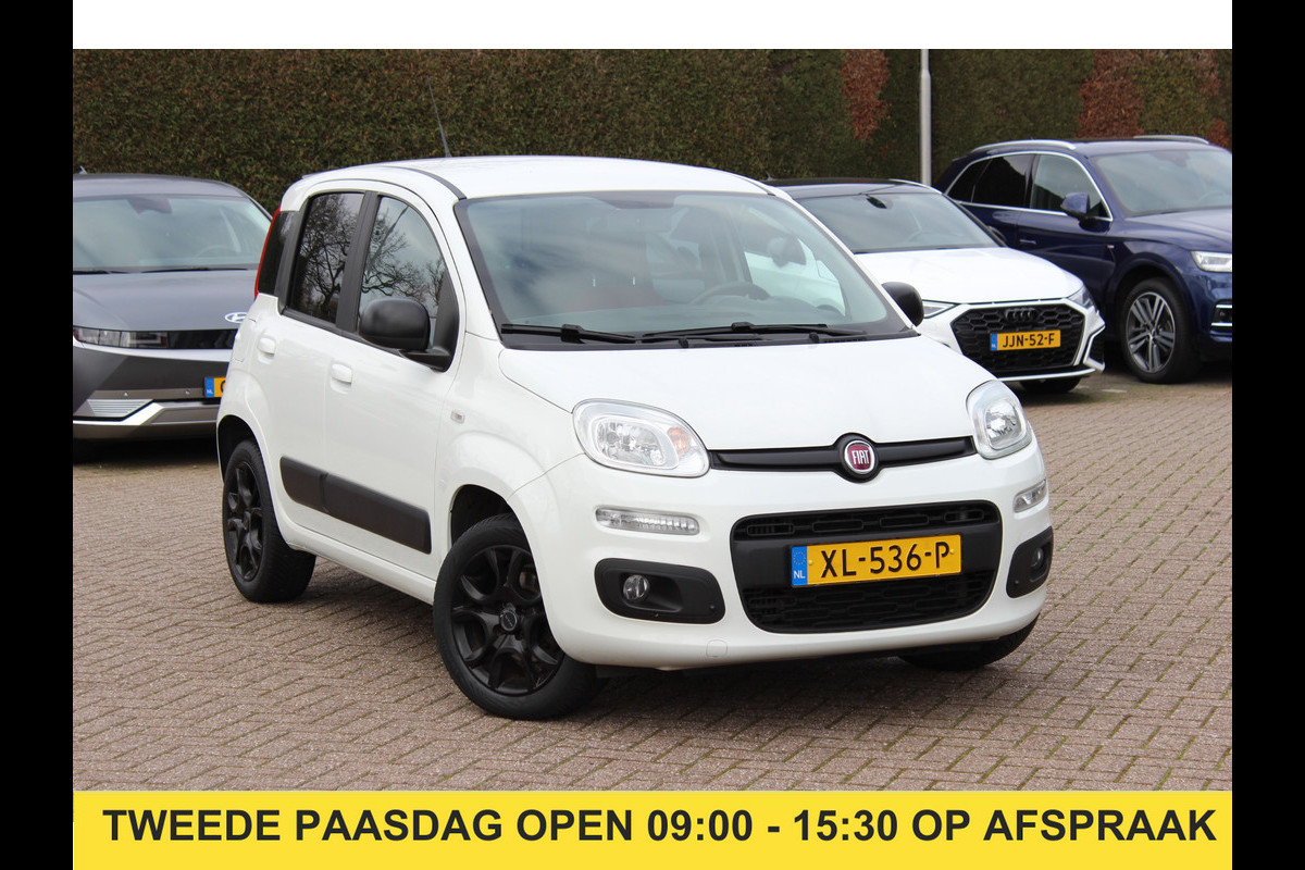 Fiat Panda 0.9 TwinAir Lounge / Trekhaak / Parkeerhulp achter / Bluetooth / Cruise Control / Airco
