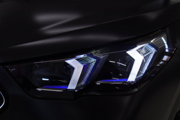 BMW X2 SDrive20i LEER/HUD/STOELV/CARPLAY/BLINDSPOT/360CAM/VOL