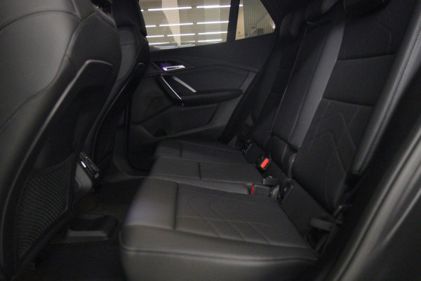 BMW X2 SDrive20i LEER/HUD/STOELV/CARPLAY/BLINDSPOT/360CAM/VOL