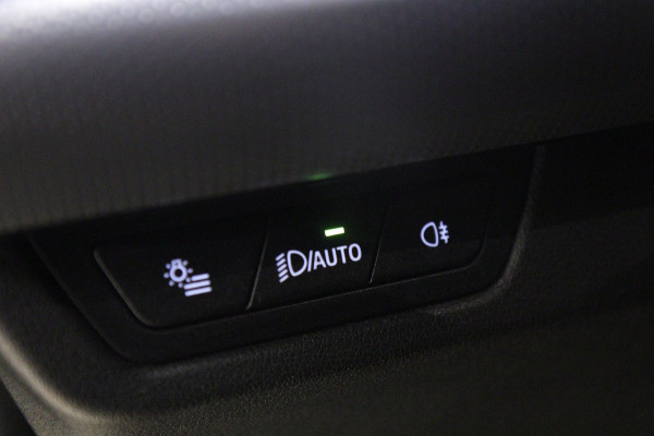 BMW X2 SDrive20i LEER/HUD/STOELV/CARPLAY/BLINDSPOT/360CAM/VOL