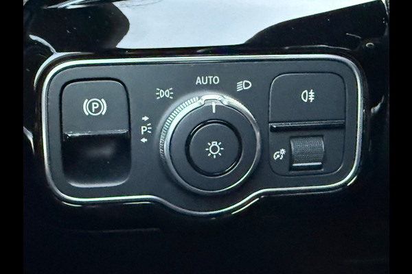 Mercedes-Benz CLA-Klasse Shooting Brake 250 e AMG Line l Pano l ILS l Virtual l Sfeerverlichting l VDOH l