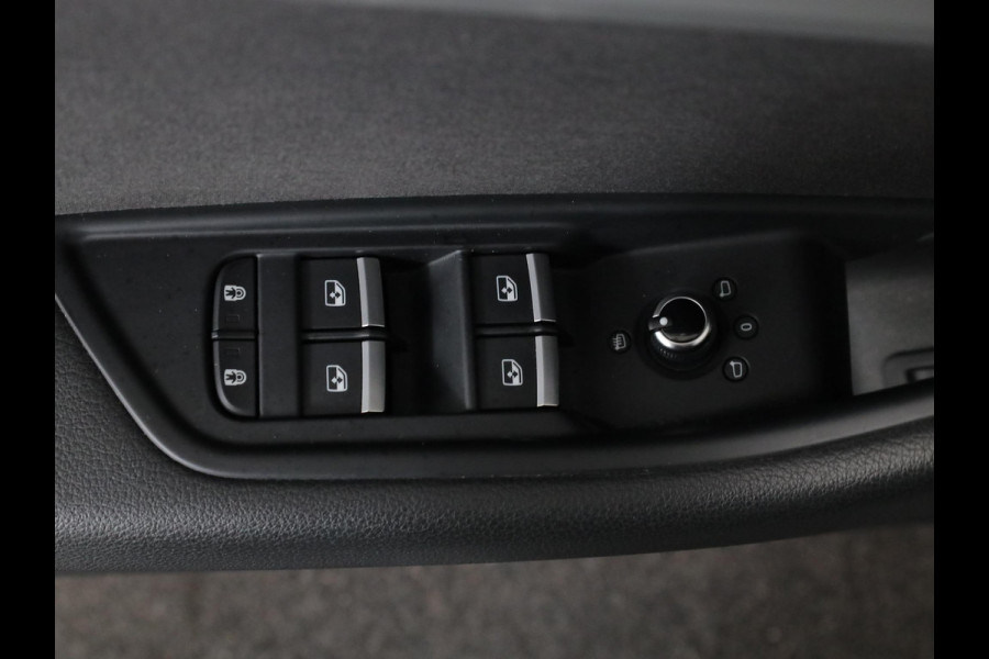 Audi A4 Avant 35 TFSI Launch edition Business 1.5TSI 150pk AUT| Navi | 17'LMvelgen |