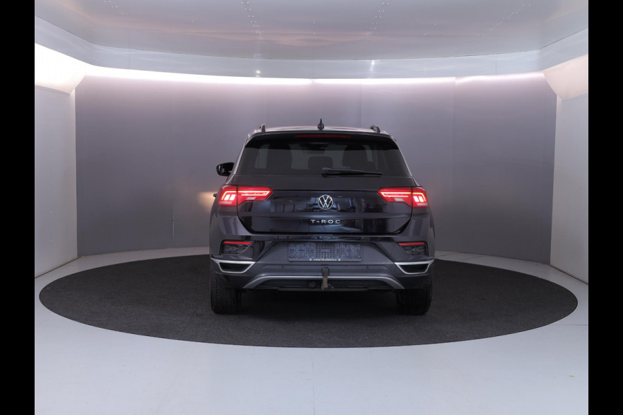 Volkswagen T-Roc 1.5 TSI Style 150pk DSG| Navi| Trekhaak | 17'LM-velgen| extra getint glas| Alarm