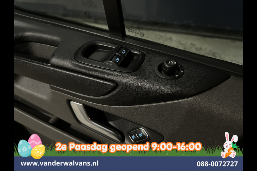 Ford Transit Custom 2.0 TDCI 131pk L2H1 Euro6 Airco | LED | Apple Carplay | Cruisecontrol | 2800kg Trekhaak Parkeersensoren, Stoelverwarming, Verwarmde voorruit, Bijrijdersbank