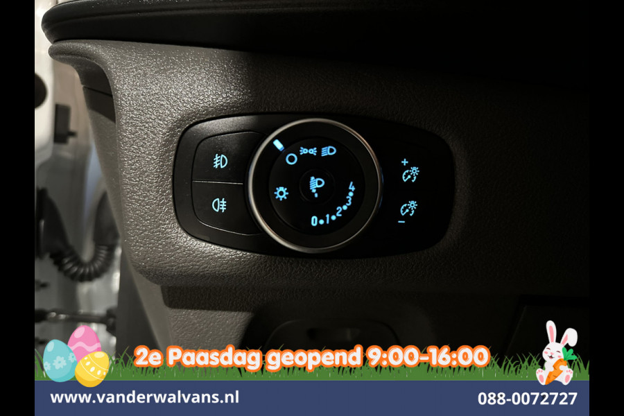 Ford Transit Custom 2.0 TDCI 131pk L2H1 Euro6 Airco | LED | Apple Carplay | Cruisecontrol | 2800kg Trekhaak Parkeersensoren, Stoelverwarming, Verwarmde voorruit, Bijrijdersbank