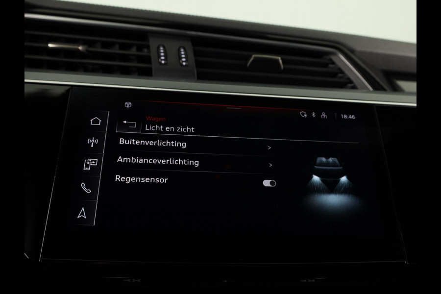 Audi Q8 e-tron 50 quattro Edition 95 kWh 340pk | SOH 96% | Lederen bekleding | | 20 inch lichtmetalen velgen | Elektrisch verstelbare voorstoelen met geheugen | Parkeercamera |