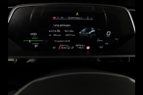 Audi Q8 e-tron 50 quattro Edition 95 kWh 340pk | SOH 96% | Lederen bekleding | | 20 inch lichtmetalen velgen | Elektrisch verstelbare voorstoelen met geheugen | Parkeercamera |