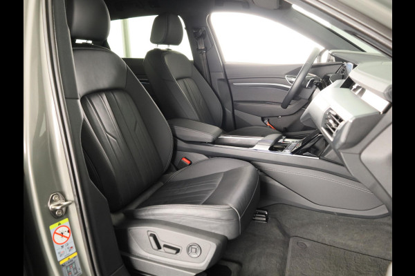 Audi Q8 e-tron 50 quattro Edition 95 kWh 340pk | SOH 96% | Lederen bekleding | | 20 inch lichtmetalen velgen | Elektrisch verstelbare voorstoelen met geheugen | Parkeercamera |