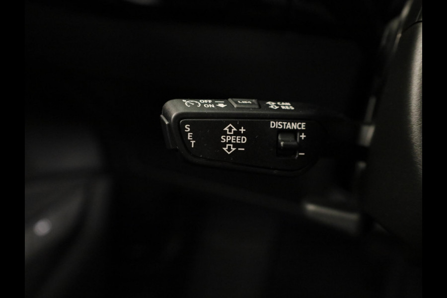 Audi Q8 e-tron 50 quattro Edition 95 kWh 340pk | SOH 96% | Lederen bekleding | | 20 inch lichtmetalen velgen | Elektrisch verstelbare voorstoelen met geheugen | Parkeercamera |