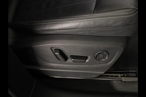 Audi Q8 e-tron 50 quattro Edition 95 kWh 340pk | SOH 96% | Lederen bekleding | | 20 inch lichtmetalen velgen | Elektrisch verstelbare voorstoelen met geheugen | Parkeercamera |