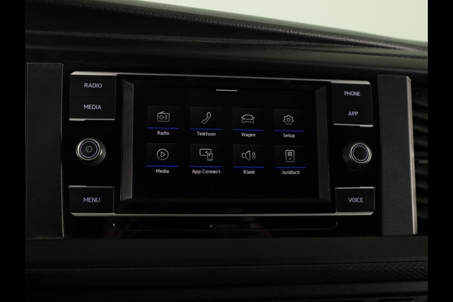 Volkswagen Transporter 2.0 TDI L2H1 32 150PK DSG | Navigatie via app | Parkeersensoren | Trekhaak |