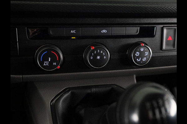 Volkswagen Transporter 2.0 TDI L2H1 28 Comfortline 110 pk | Verlengde garantie | Navigatie via App | Parkeersensoren achter | Cruise control |