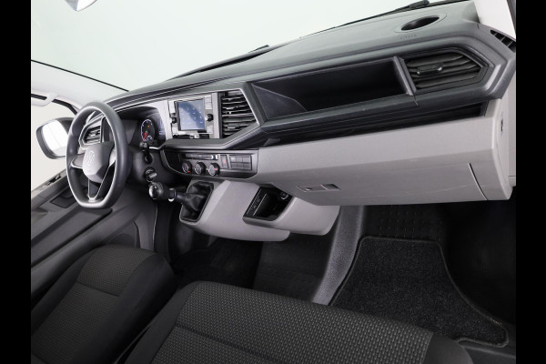 Volkswagen Transporter 2.0 TDI L2H1 28 Comfortline 110 pk | Verlengde garantie | Navigatie via App | Parkeersensoren achter | Cruise control |