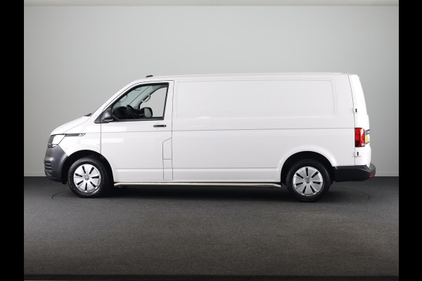 Volkswagen Transporter 2.0 TDI L2H1 28 Comfortline 110 pk | Verlengde garantie | Navigatie via App | Parkeersensoren achter | Cruise control |
