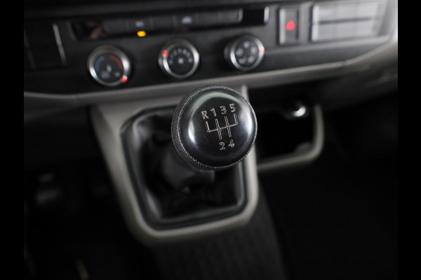 Volkswagen Transporter 2.0 TDI L2H1 28 Comfortline 110 pk | Verlengde garantie | Navigatie via App | Parkeersensoren achter | Cruise control |