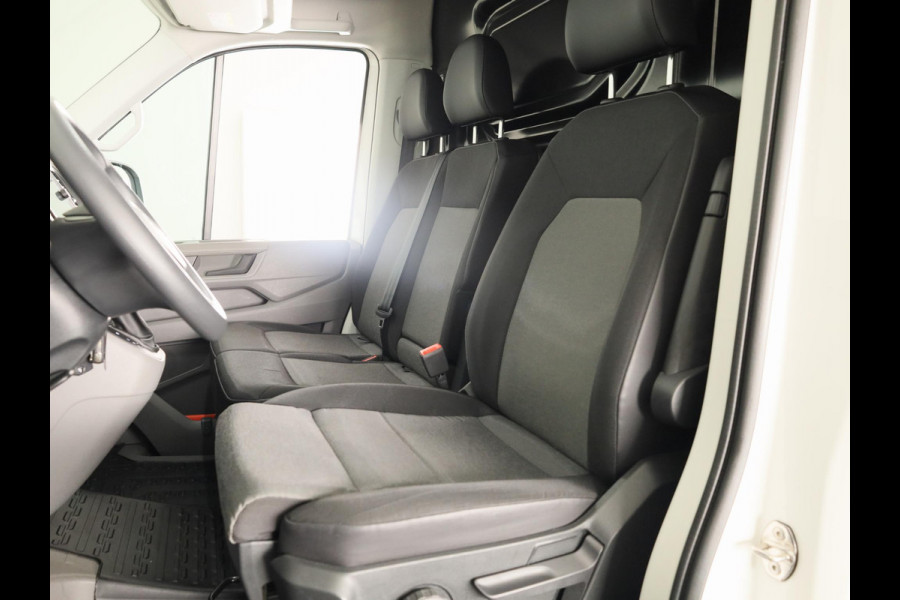 Volkswagen Crafter 35 2.0 TDI L3H3 Exclusive EURO VI 140 pk Automaat | Verlengde garantie | Navigatie | Parkeersensoren | Achteruitrijcamera | Cruise control |