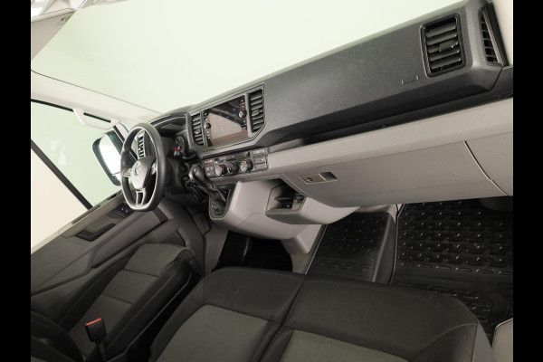 Volkswagen Crafter 35 2.0 TDI L3H3 Exclusive EURO VI 140 pk Automaat | Verlengde garantie | Navigatie | Parkeersensoren | Achteruitrijcamera | Cruise control |