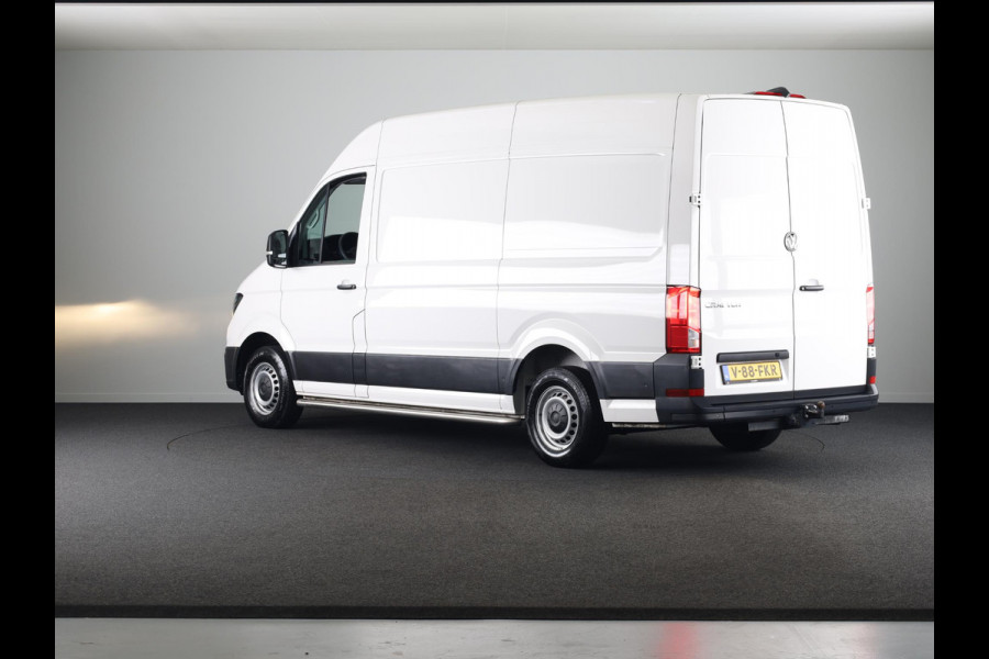 Volkswagen Crafter 35 2.0 TDI L3H3 Comfortline EURO VI 140 pk Automaat | Verlengde garantie | Navigatie | Trekhaak | Parkeersensoren | Achteruitrijcamera | Cruise control |