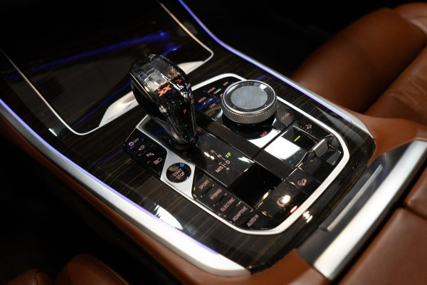 BMW X5 xDrive45e M-SPORT VOL|Skylounge|Massage|TV|H&K|HUD|Pano|22"|Memory|