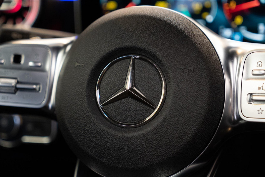 Mercedes-Benz A-Klasse 200 Business AMG Night Pakket Pano|Cruise|Camera|Keyless