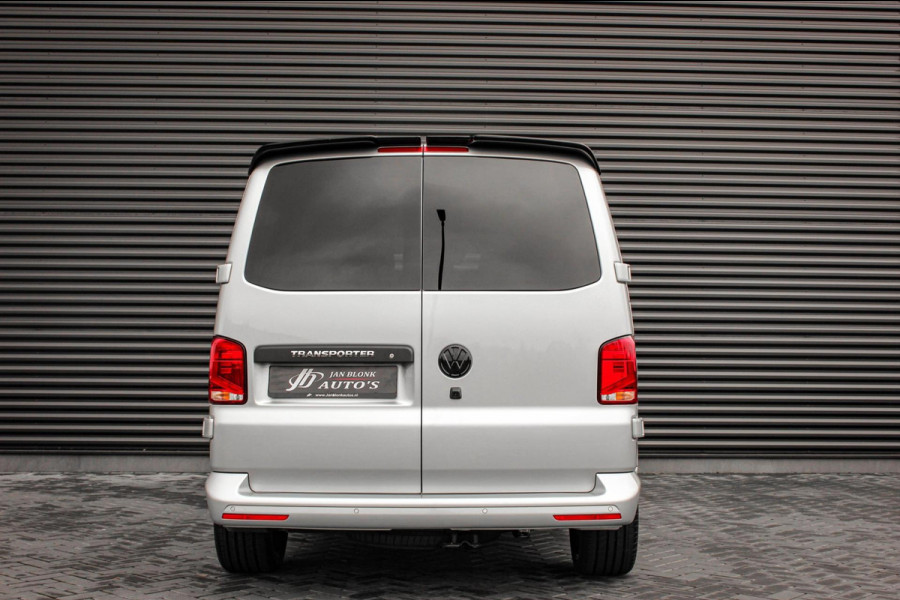 Volkswagen Transporter 2.0 TDI L2H1 150PK NEW LAGE BIJTELLING BULLI / LEDEREN BEKLEDING / DUBBEL CABINE / NAVIGATIE / ACTIVE