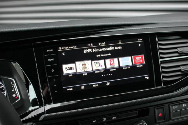 Volkswagen Transporter 2.0 TDI L2H1 150PK NEW LAGE BIJTELLING BULLI / LEDEREN BEKLEDING / DUBBEL CABINE / NAVIGATIE / ACTIVE