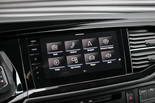 Volkswagen Transporter 2.0 TDI L2H1 150PK NEW LAGE BIJTELLING BULLI / LEDEREN BEKLEDING / DUBBEL CABINE / NAVIGATIE / ACTIVE