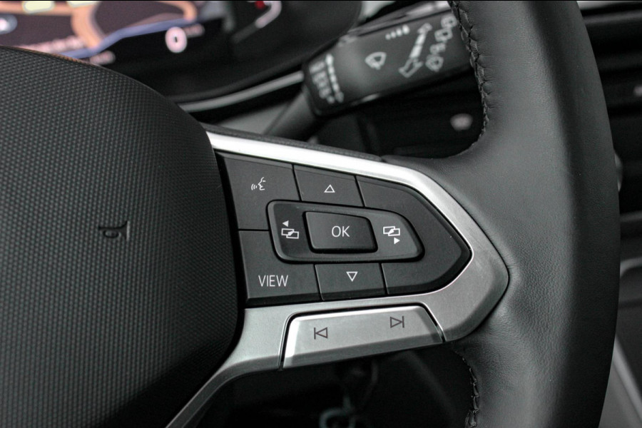 Volkswagen Transporter 2.0 TDI L2H1 150PK NEW LAGE BIJTELLING BULLI / LEDEREN BEKLEDING / DUBBEL CABINE / NAVIGATIE / ACTIVE