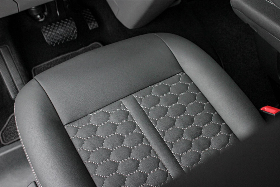 Volkswagen Transporter 2.0 TDI L2H1 150PK NEW LAGE BIJTELLING BULLI / LEDEREN BEKLEDING / DUBBEL CABINE / NAVIGATIE / ACTIVE