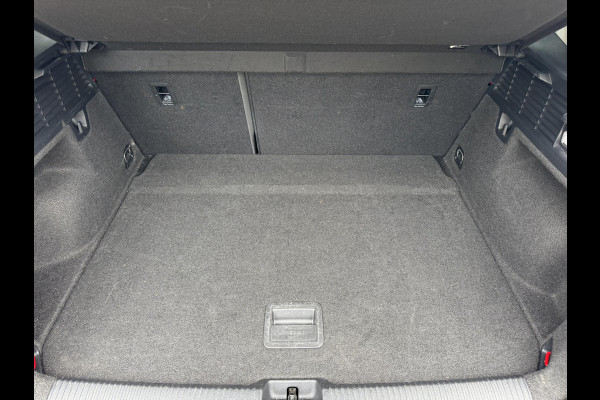 Audi Q2 35 TFSI S Edition 150pk Automaat | Afneembare Trekhaak | Stoelverwarming | Navigatie | Climate control