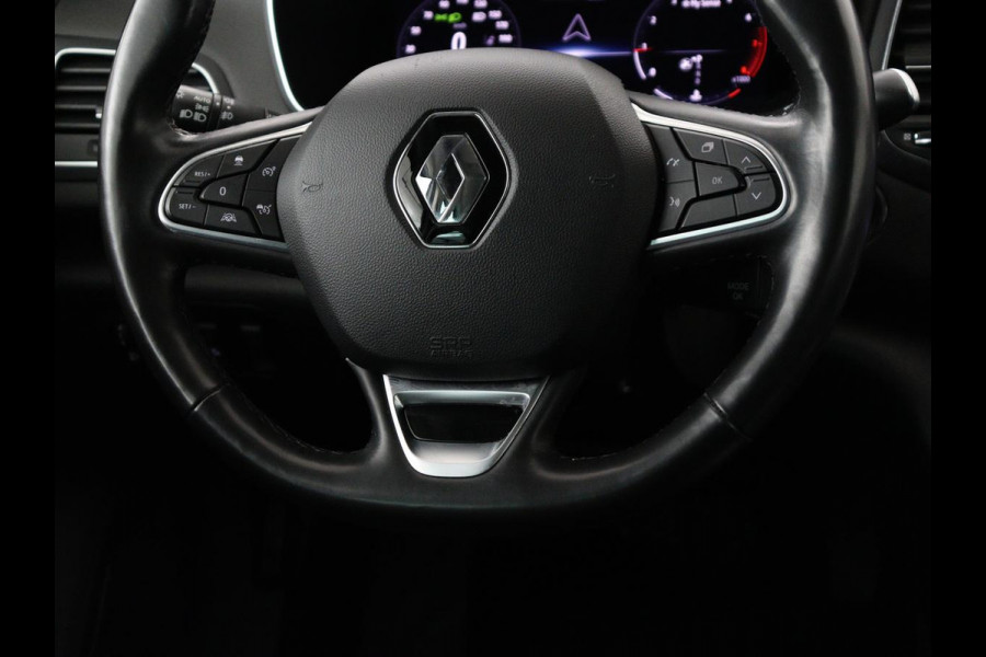 Renault Mégane 1.3 TCe Business Edition One | Leder | Stoelverwarming | Adaptive cruise | Camera | Carplay | Keyless | Full LED | Navigatie | Park Assist | Dodehoek detectie | Climate control