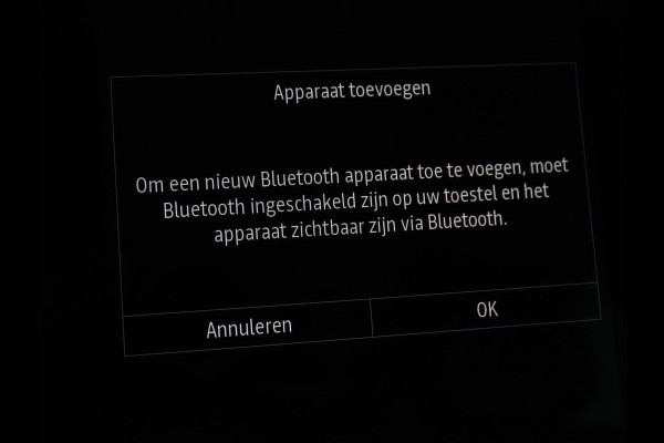 Renault Mégane 1.3 TCe Business Edition One | Leder | Stoelverwarming | Adaptive cruise | Camera | Carplay | Keyless | Full LED | Navigatie | Park Assist | Dodehoek detectie | Climate control