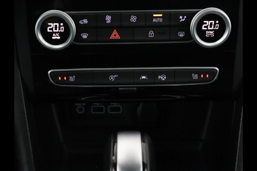 Renault Mégane 1.3 TCe Business Edition One | Leder | Stoelverwarming | Adaptive cruise | Camera | Carplay | Keyless | Full LED | Navigatie | Park Assist | Dodehoek detectie | Climate control