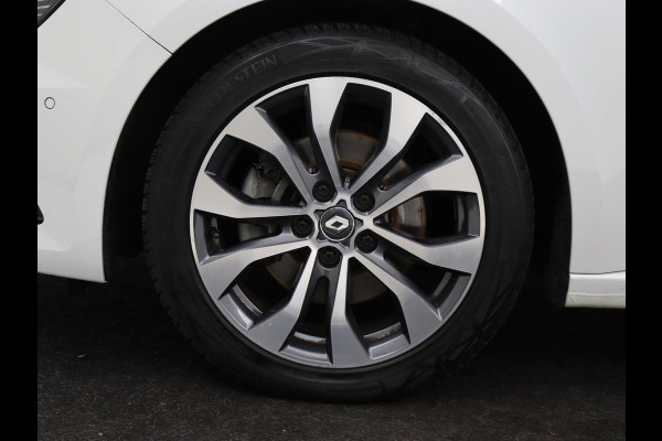 Renault Mégane 1.3 TCe Business Edition One | Leder | Stoelverwarming | Adaptive cruise | Camera | Carplay | Keyless | Full LED | Navigatie | Park Assist | Dodehoek detectie | Climate control