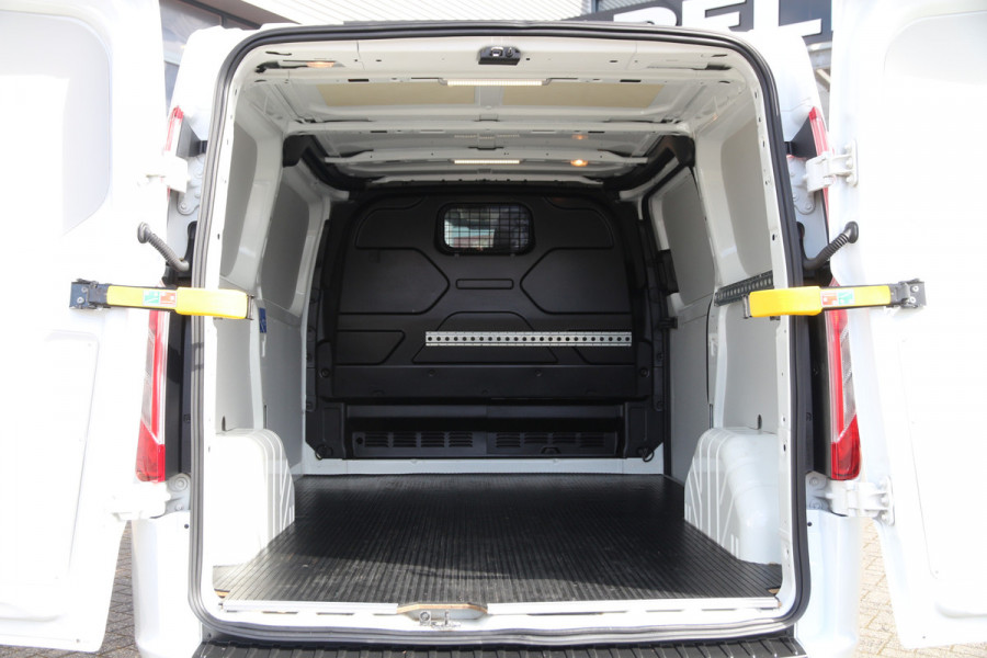 Ford Transit Custom 2.0 TDCI 130 | Aut. | KAR-edition | Stoelverw. | Cruise | Airco..