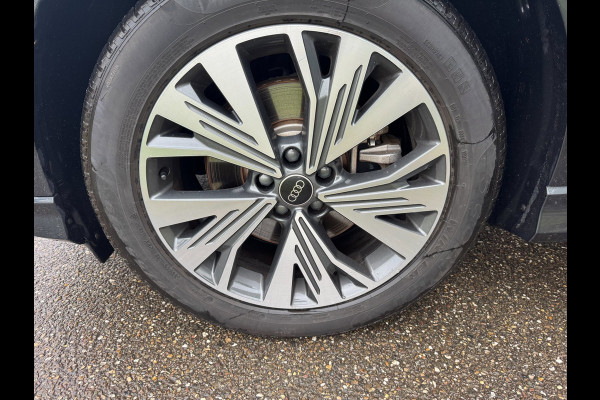 Audi Q4 e-tron 35 Launch edition Advanced Plus 19"LM VELGEN CAMERA