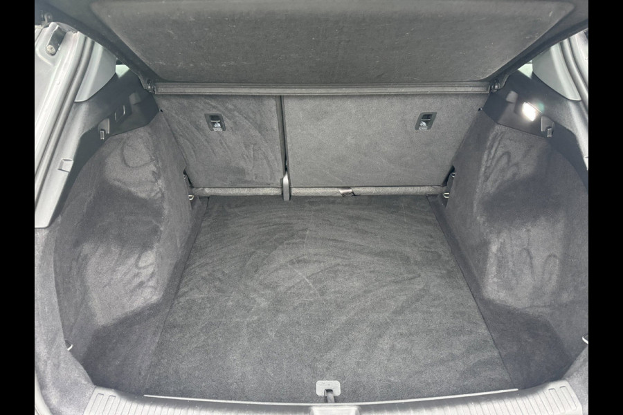 Audi Q4 e-tron 35 Launch edition Advanced Plus 19"LM VELGEN CAMERA