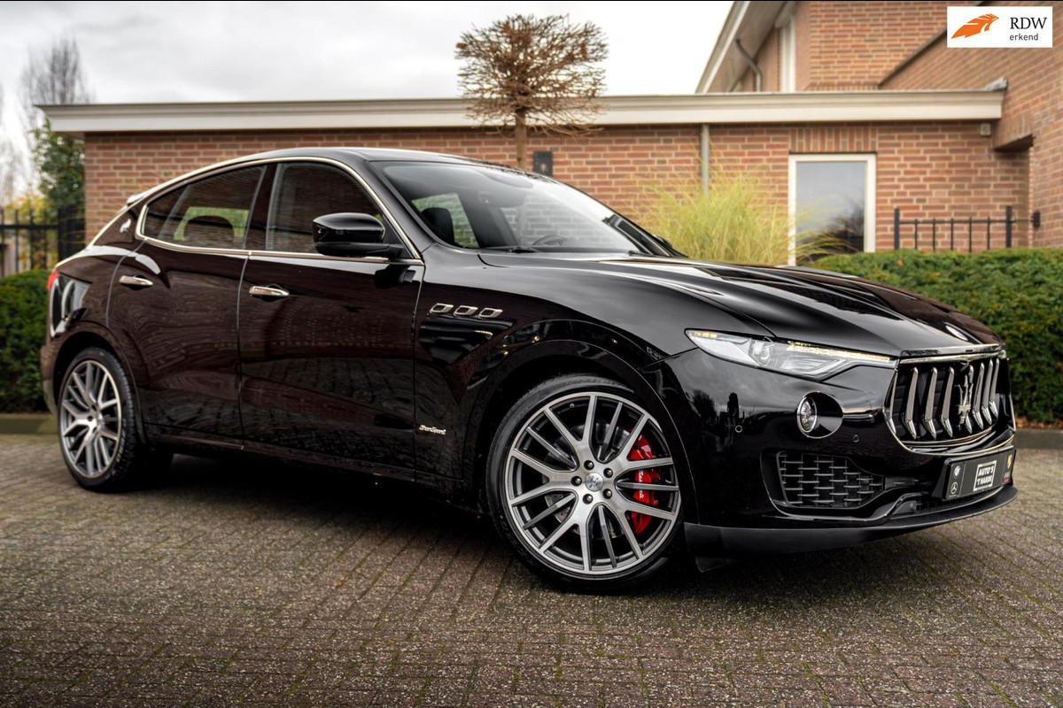 Maserati Levante 3.0 V6 S TwinTurbo AWD GranSport 430 PK Leder Luchtvering 21''