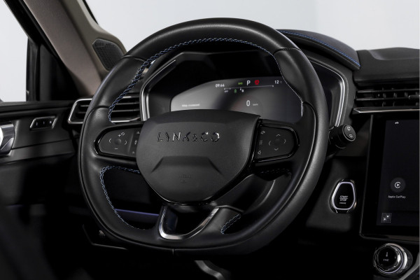 Lynk & Co 01 1.5 PHEV 261PK MY22 | 360 Camera | 7.4 kWh Boordlader | S/K-panodak | Adapt. Cruise | Memory | Elek. klep | Trekhaak | LM 20" |