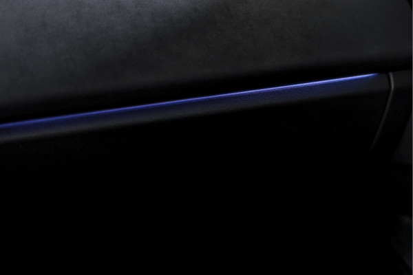 Lynk & Co 01 1.5 PHEV 261PK MY22 | 360 Camera | 7.4 kWh Boordlader | S/K-panodak | Adapt. Cruise | Memory | Elek. klep | Trekhaak | LM 20" |